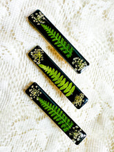 Load image into Gallery viewer, Fern &amp; Queen Anne&#39;s lace black hair clip
