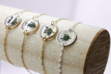 Load image into Gallery viewer, Lavender chain bracelet
