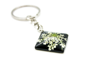 Queen Anne’s Lace square keychain