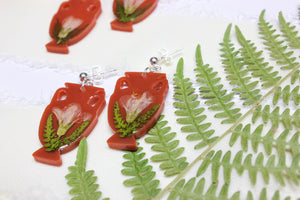 Terracotta handled vase earring
